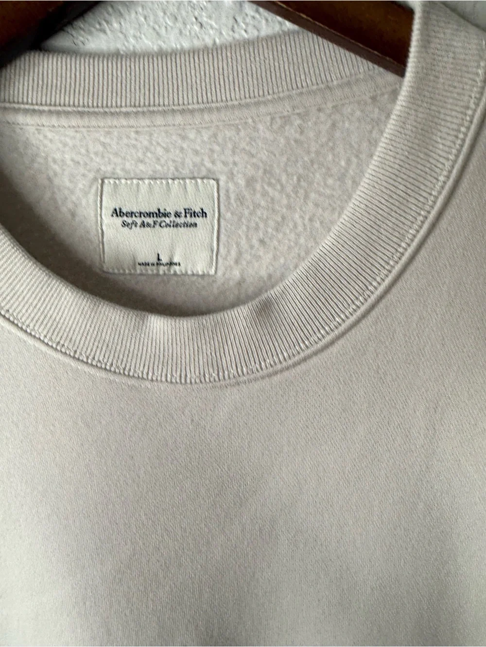 Abercrombie & Fitch Soft A&F Golf Embroidered Graphic Crewneck Sweatshirt